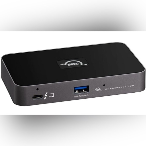Thunderbolt Hub - Black (C03) - Picture 2 of 6